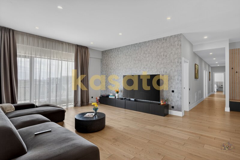 Triana Pipera 4 camere 188 mp utili, 2 locuri parcare + 2 boxe
