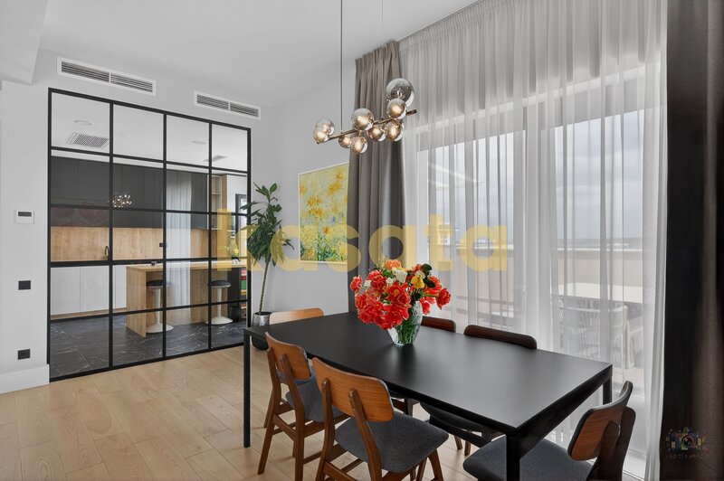Triana Pipera 4 camere 188 mp utili, 2 locuri parcare + 2 boxe